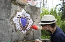 Białoruscy rekonstruktorzy odnowili groby strzelców słuckich WP