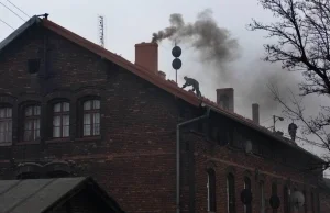 Gdy sąsiad pali śmieciami- dzwoń na policję! On Cię truje!