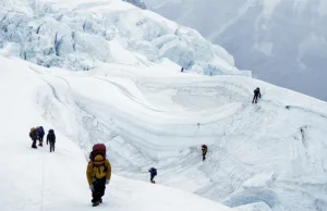 Dwójka wspinaczy zmarła tuż po zdobyciu Mount Everestu