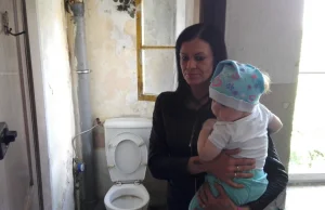 Matce z trójką dzieci miasto zaproponowało mieszkanie bez łazienki o_o
