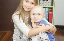 9-letnia Julka apeluje o pomoc dla cierpiącej na nowotwór siostrzyczki Kai