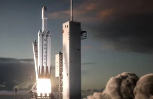 SpaceX wciąż planuje wystrzelić Falcona Heavy jesienią tego roku