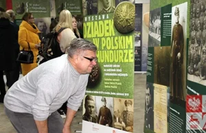 Prezentacja wystawy i książki „Dziadek w polskim mundurze” w Lidzie -...