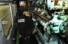 Tysiąc paczek nielegalnych papierosów jechało w silniku lokomotywy (zdjęcia)