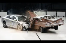 Crash test: 1959 Chevrolet Bel Air vs. 2009 Chevrolet Malibu