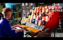 Organy zbudowane z maskotek Furby