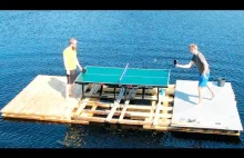 Ping pong na środku jeziora
