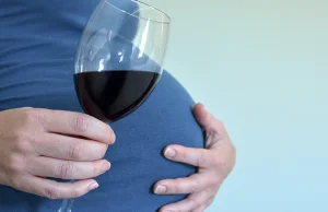 Bezpieczna dawka alkoholu w ciąży nie istnieje. Ojciec 6-letniej Asi apeluje