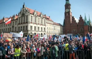 Media: Z KOD ginęły pieniądze z kwest publicznych