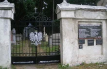 Ukraina: Zniszczono polski cmentarz.
