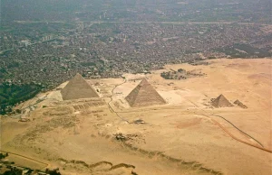 Egipskie piramidy..