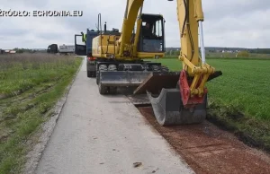 Gmina "zwija" asfalt.. Zaoferowała zbyt mało za prywatny grunt pod drogę