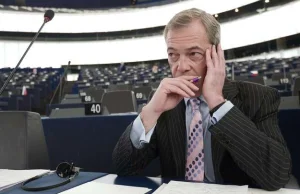 Farage przeciw ratowaniu rozbitków z Afryki