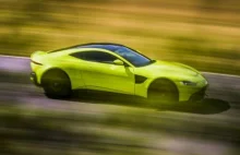 Aston Martin Vantage: Oto nowy król plakatów! Piękno na kołach