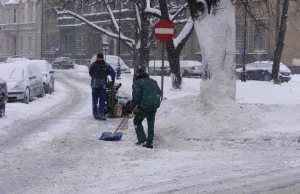 Więźniowie nie tylko odbywają karę,...