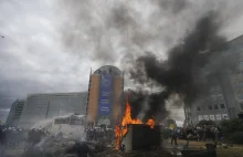W Brukseli policja użyła gazu łzawiącego podczas protestu rolników