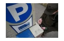 Kraków: parkomat w strefie zakazu parkowania
