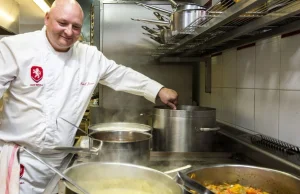 Doradca Erdogana: Kucharze z programów kulinarnych są szpiegami