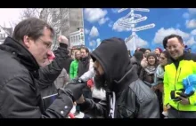 Niemcy: Islamista grozi rozmówcy obcięciem głowy