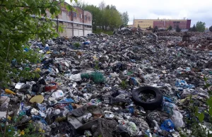 Kto posprząta 12 tysięcy ton odpadów z nielegalnego wysypiska pod Olkuszem?