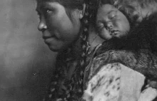 Niepowtarzalne zdjęcia Inuitów - ludu zamieszkującego Alaskę