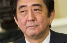 Premier Japonii odwiedził świątynię. Chiny oburzone
