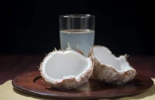 Co może woda kokosowa?