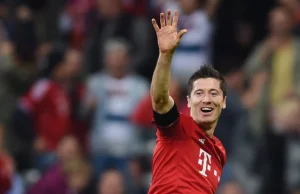 Robert Lewandowski rozwalił Wolfsburg! Najlepsze MEMY