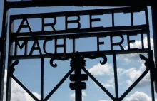 Brama z napisem "Arbeit macht frei" znów skradziona! Tym razem z obozu w Dachau.