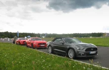 Ford Mustang na torze w Bednarach