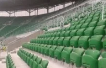 Jak zarabiać na polskich stadionach?