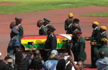 Zimbabwe: Tysiące osób na państwowym pogrzebie Mugabego