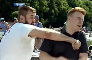 Cios na żywo! Pijany komandos grzmotnął pięścią reportera rosyjskiej TV (WIDEO)