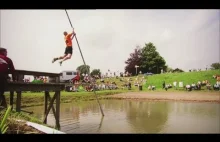 Fierljeppen - skok nad kanałem