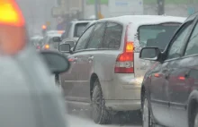 Zima w Łódzkiem: Autostrada A2 zamknięta na wniosek policji i straży...