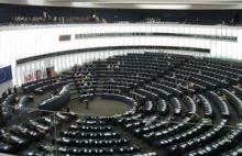 Parlament Europejski będzie zwalczać krzyże?!