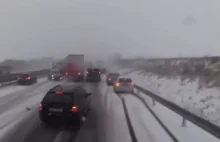 Tak doszło do karambolu na autostradzie D1 w Czechach.