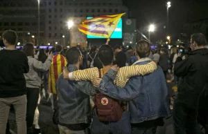 Unia krytykuje referendum w Katalonii. Ale o interwencji policji ani słowa