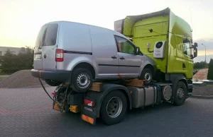 VW Caddy na ciągniku siodłowym, czyli transport bardzo kombinowany :)