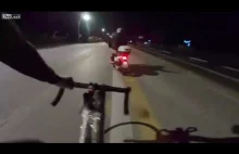 Włoski rowerzysta-artylerzysta vs. skuter