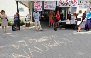 Studenci protestują na Uniwersytecie Gdańskim. Proszą o wegański catering...