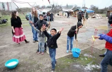 Kontrowersje wokół romskich koczowisk. Romowie poprą PiS