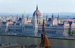 Na Węgrzech studia są najdroższe na świecie.Chyba że po nauce zostaniesz w kraju