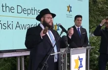 "Nasz naród został tutaj ocalony" - podkreślił rabin.
