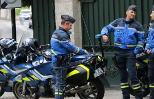 Policja miała kilkanaście okazji, by rozpracować zamachowców z Paryża.