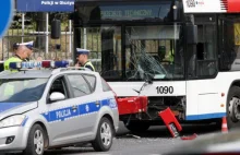 Nieznany sprawca ostrzelał autobus MPK na olsztyńskich Jarotach