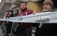 Oponenci Putina otoczyli centrum Moskwy "żywym łańcuchem"