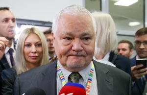 Ujawniamy: "Reklamowała rajstopy, jest dyrektorem u szefa NBP Adama...