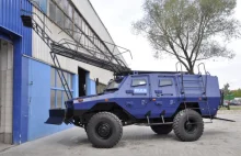 Samochody opancerzone dla Policji | Wydawnictwo militarne