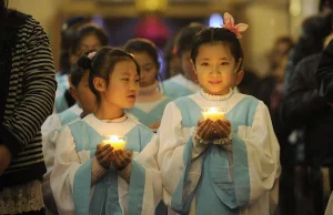 Chiny: zakaz kontaktu z katolikami z zagranicy, ewangelizacji, wprowadzania...